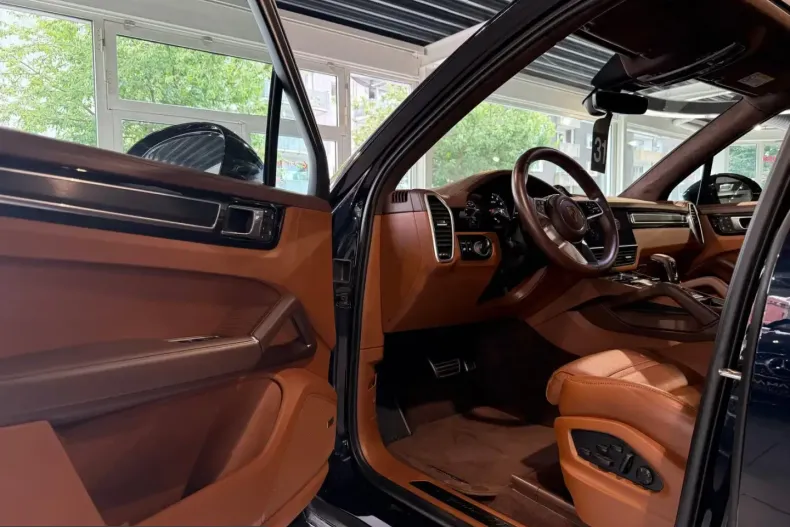 Porsche Cayenne din 2023 cu 62.000 km - oferta POR203987 - foto 19