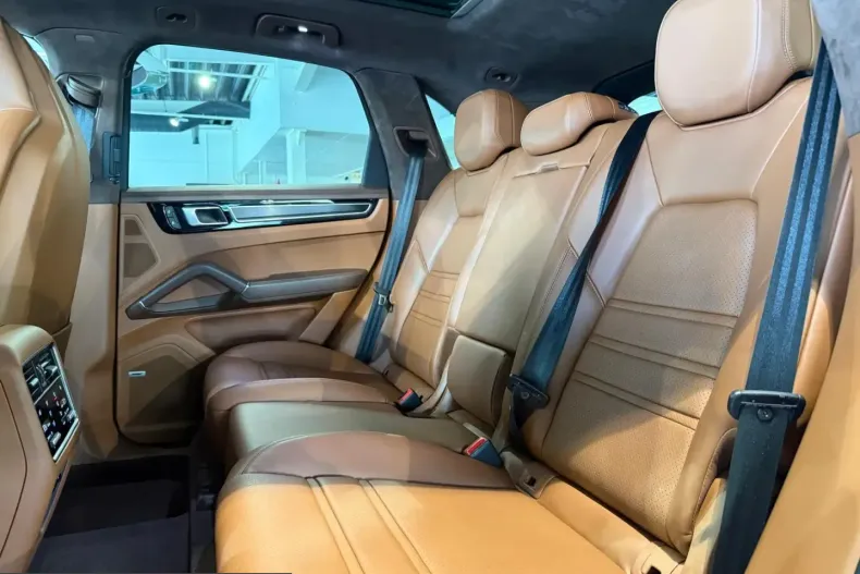 Porsche Cayenne din 2023 cu 62.000 km - oferta POR203987 - foto 25