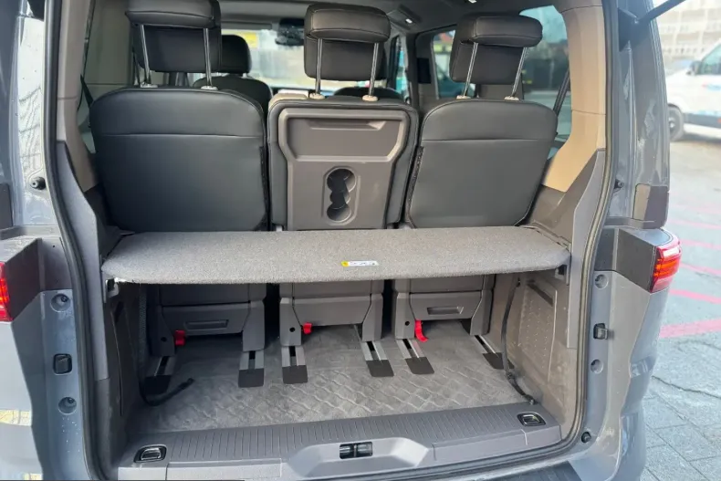 Volkswagen T7 Multivan din 2024 cu 29.000 km - oferta VOL203988 - foto 18