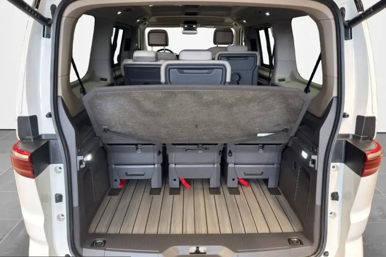Volkswagen T7 Multivan din 2024 cu 46.100 km - oferta VOL203989 - foto 7