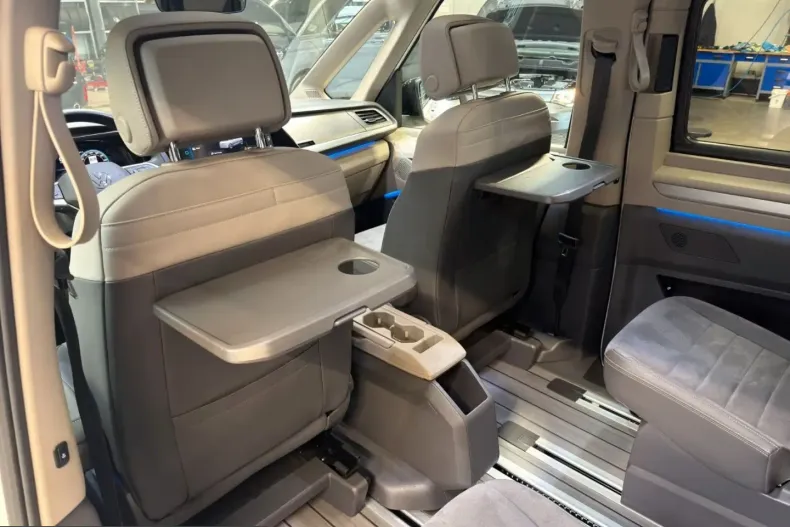 Volkswagen T7 Multivan din 2024 cu 46.100 km - oferta VOL203989 - foto 13