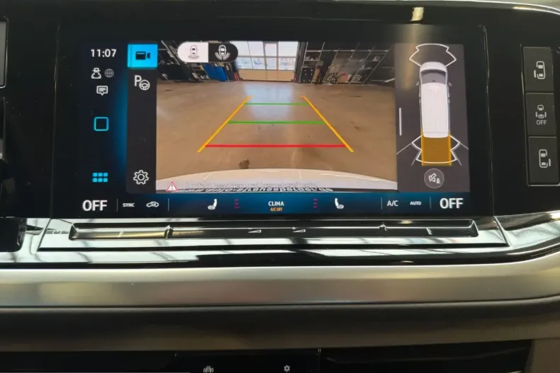 Volkswagen T7 Multivan din 2024 cu 46.100 km - oferta VOL203989 - foto 22