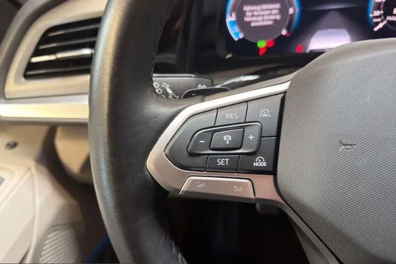 Volkswagen T7 Multivan din 2024 cu 46.100 km - oferta VOL203989 - foto 25