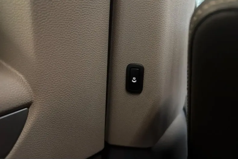 Volkswagen T7 Multivan din 2024 cu 46.100 km - oferta VOL203989 - foto 30