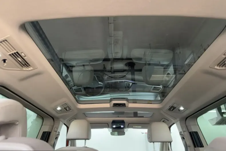 Volkswagen T7 Multivan din 2023 cu 37.949 km - oferta VOL203991 - foto 13