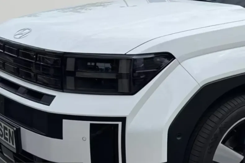 Hyundai Santa Fe din 2025 cu 15.623 km - oferta HYU203993 - foto 5