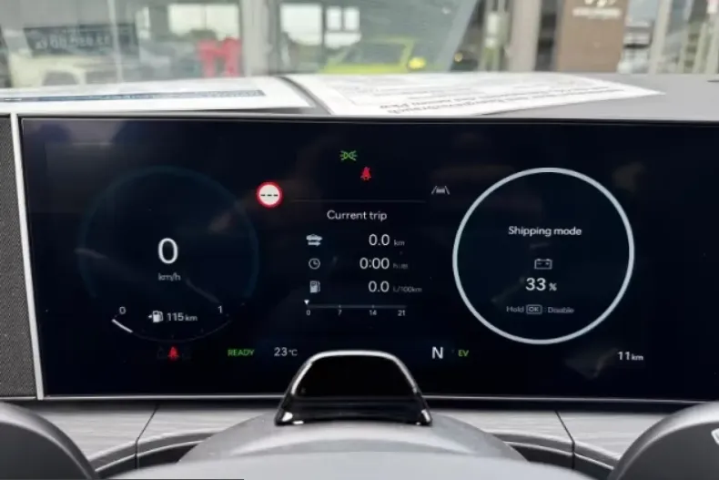 Hyundai Santa Fe din 2025 cu 15.623 km - oferta HYU203993 - foto 16