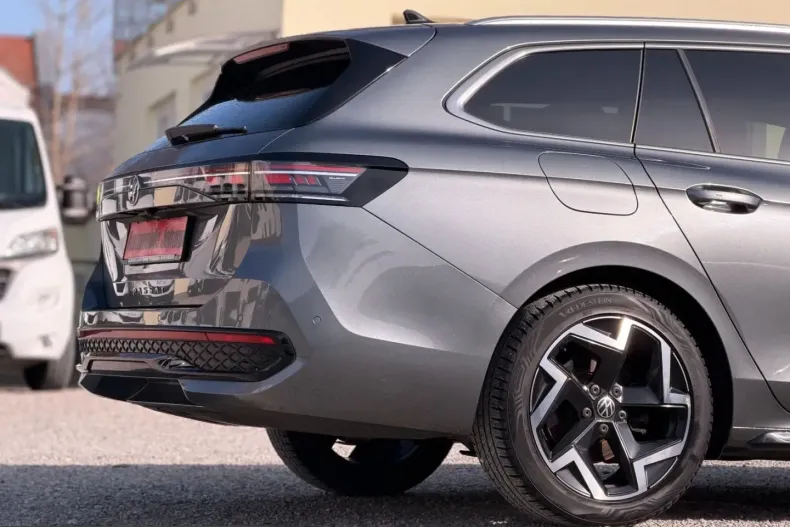 Volkswagen Passat din 2025 cu 49.900 km - oferta VOL203994 - foto 6