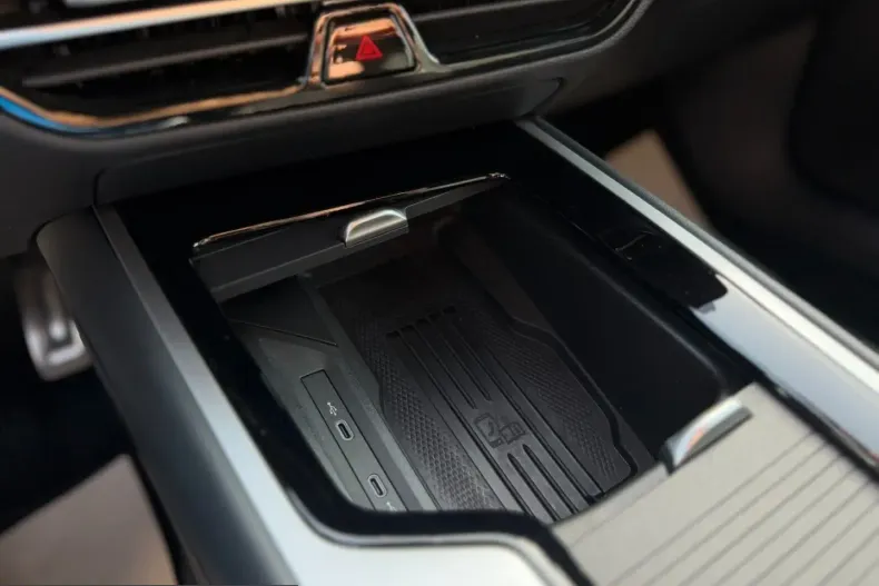 Volkswagen Passat din 2025 cu 49.900 km - oferta VOL203994 - foto 26