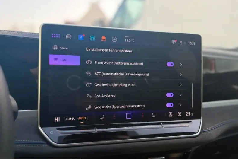 Volkswagen Passat din 2025 cu 49.900 km - oferta VOL203994 - foto 31