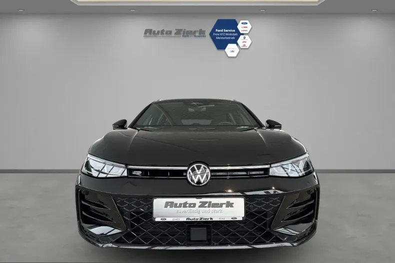 Volkswagen Passat din 2025 cu 25.700 km - oferta VOL203995 - foto 2