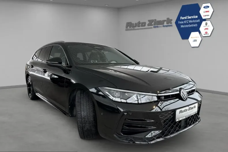 Volkswagen Passat din 2025 cu 25.700 km - oferta VOL203995 - foto 3