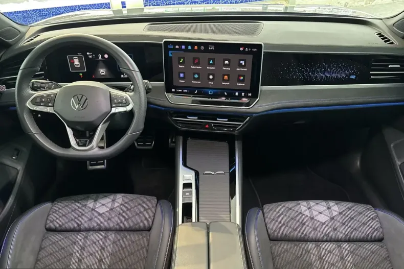 Volkswagen Passat din 2025 cu 25.700 km - oferta VOL203995 - foto 8