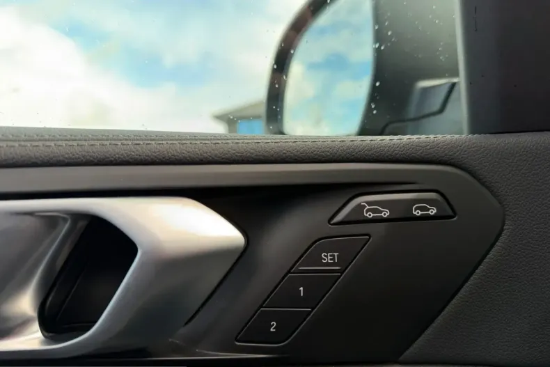 BMW X6 (Seria X) din 2023 cu 53.175 km - oferta BMW203998 - foto 23