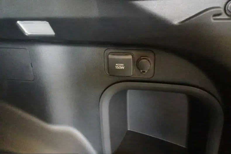 Toyota RAV4 din 2024 cu 15.550 km - oferta TOY204007 - foto 10