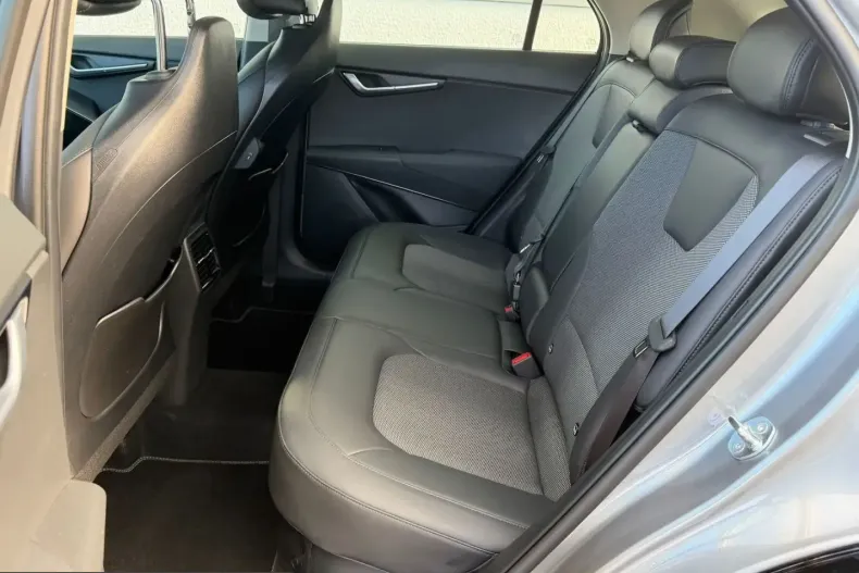 Kia Niro din 2025 cu 19.500 km - oferta KIA204015 - foto 9