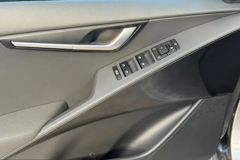 Kia Niro din 2025 cu 19.500 km - oferta KIA204015 - foto 12