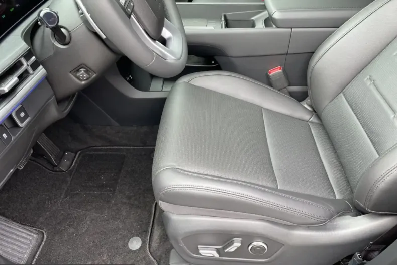 Hyundai Santa Fe din 2025 cu 7.500 km - oferta HYU204020 - foto 6