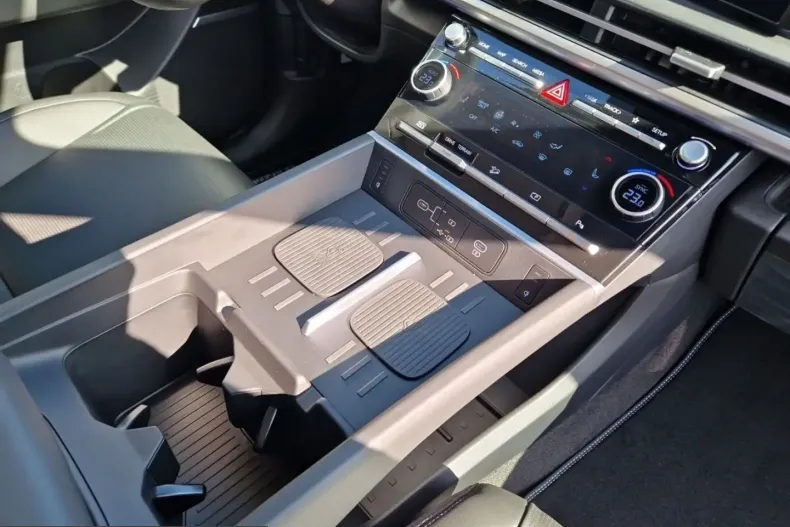 Hyundai Santa Fe din 2025 cu 7.000 km - oferta HYU204021 - foto 15