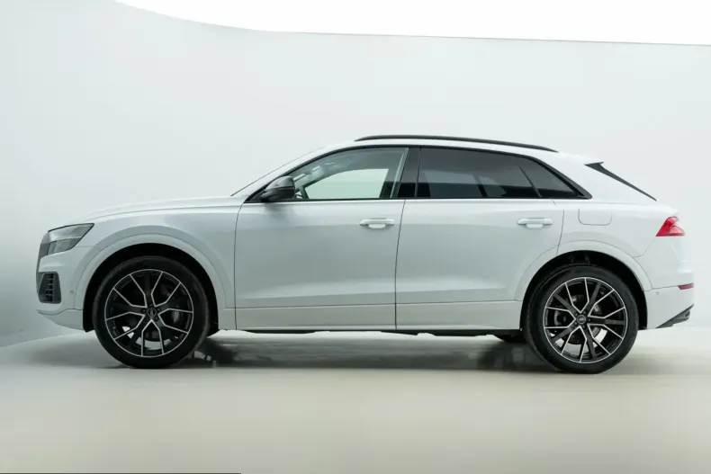 Audi Q8 din 2022 cu 67.825 km - oferta AUD204029 - foto 4