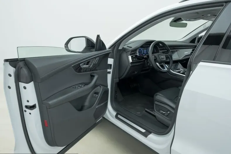 Audi Q8 din 2022 cu 67.825 km - oferta AUD204029 - foto 7