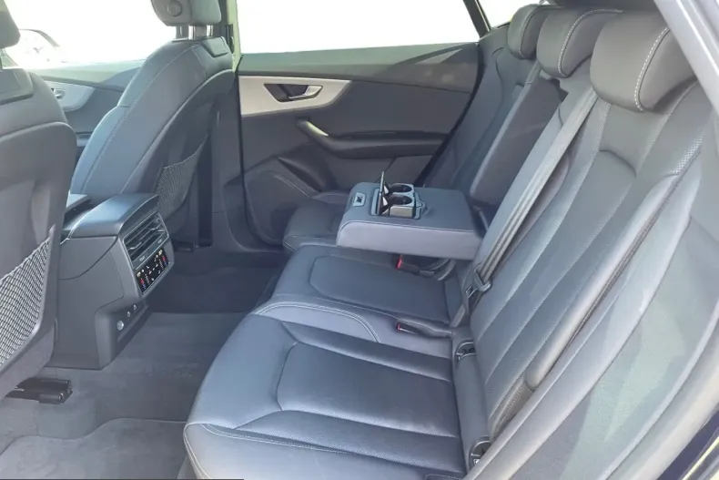 Audi Q8 din 2025 cu 23.470 km - oferta AUD204030 - foto 9