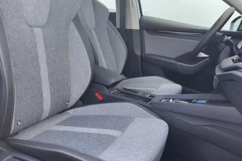 Skoda Octavia din 2026 cu 5 km - oferta SKO204031 - foto 24