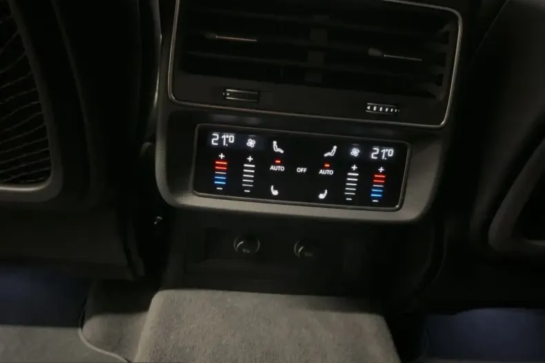 Audi Q8 din 2022 cu 50.060 km - oferta AUD204032 - foto 14