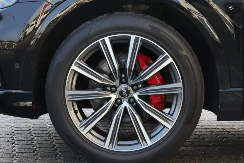 Audi Q8 din 2023 cu 63.100 km - oferta AUD204033 - foto 4