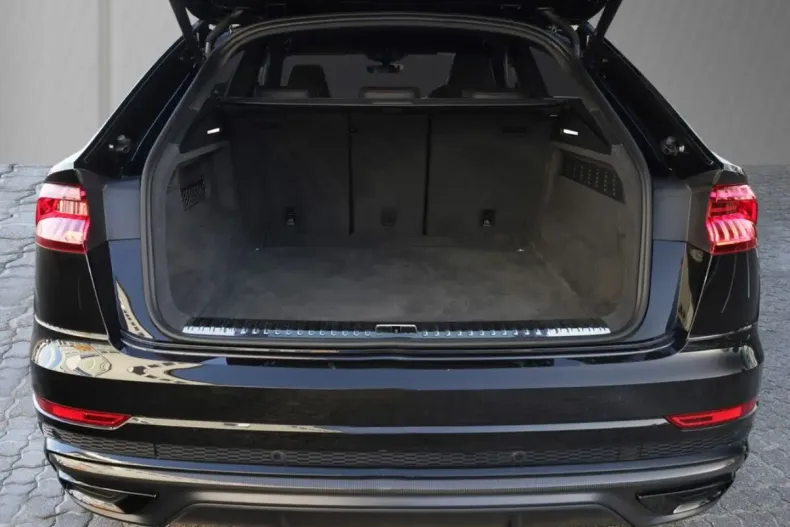 Audi Q8 din 2023 cu 63.100 km - oferta AUD204033 - foto 5