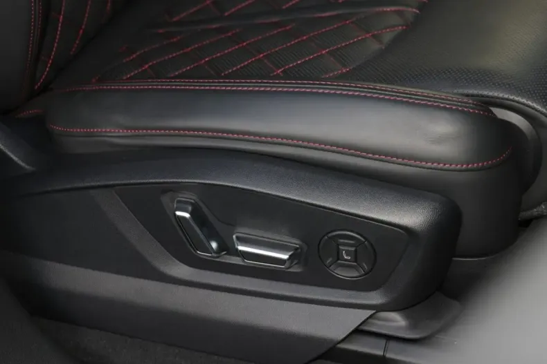 Audi Q8 din 2023 cu 63.100 km - oferta AUD204033 - foto 9