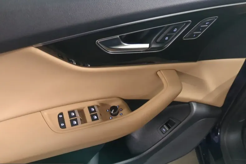 Audi Q8 din 2022 cu 61.350 km - oferta AUD204034 - foto 15