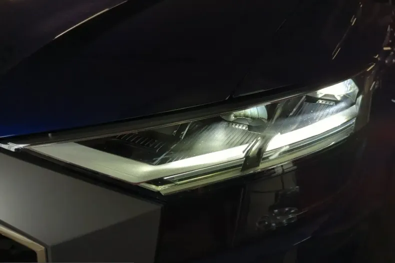 Audi Q8 din 2022 cu 61.350 km - oferta AUD204034 - foto 22