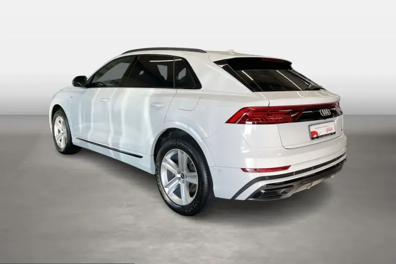 Audi Q8 din 2022 cu 58.200 km - oferta AUD204037 - foto 3