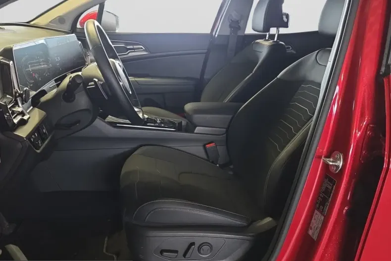 Kia Sportage din 2025 cu 13.000 km - oferta KIA204038 - foto 10