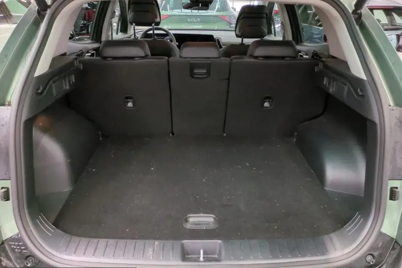 Kia Sportage din 2025 cu 27.300 km - oferta KIA204039 - foto 10