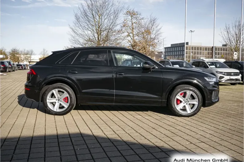 Audi Q8 din 2022 cu 58.640 km - oferta AUD204040 - foto 3