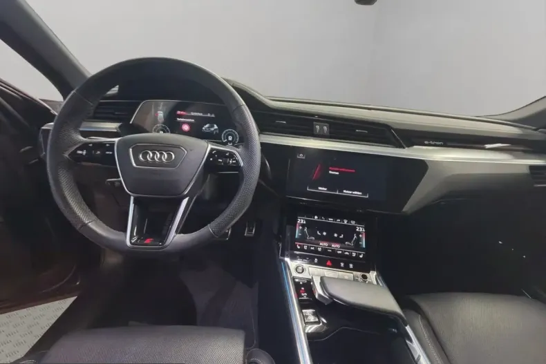 Audi Q8 din 2023 cu 36.200 km - oferta AUD204042 - foto 14