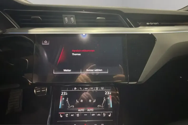 Audi Q8 din 2023 cu 36.200 km - oferta AUD204042 - foto 15