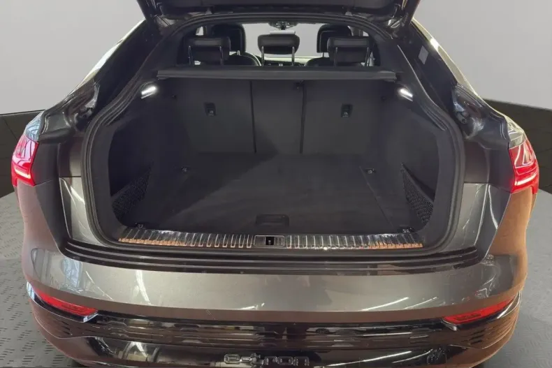 Audi Q8 din 2023 cu 36.200 km - oferta AUD204042 - foto 19