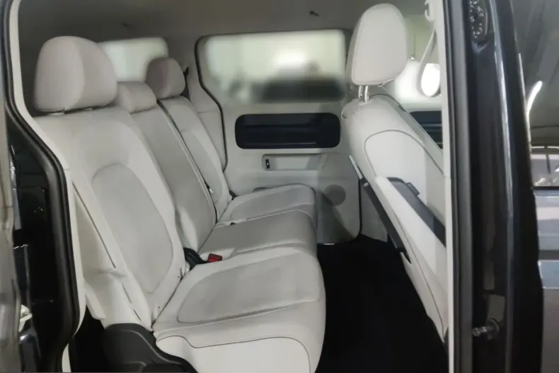 Volkswagen ID. Buzz din 2025 cu 25.000 km - oferta VOL204043 - foto 12