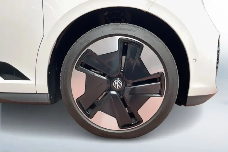 Volkswagen ID. Buzz din 2025 cu 17.000 km - oferta VOL204045 - foto 7