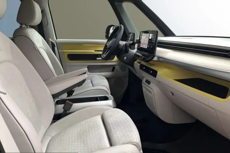 Volkswagen ID. Buzz din 2025 cu 17.000 km - oferta VOL204045 - foto 14