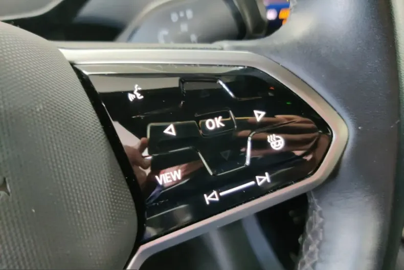 Volkswagen ID.4 din 2025 cu 22.070 km - oferta VOL204046 - foto 16