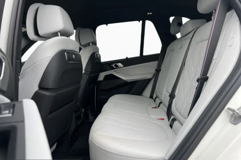 BMW X5 (Seria X) din 2025 cu 22.490 km - oferta BMW204049 - foto 8