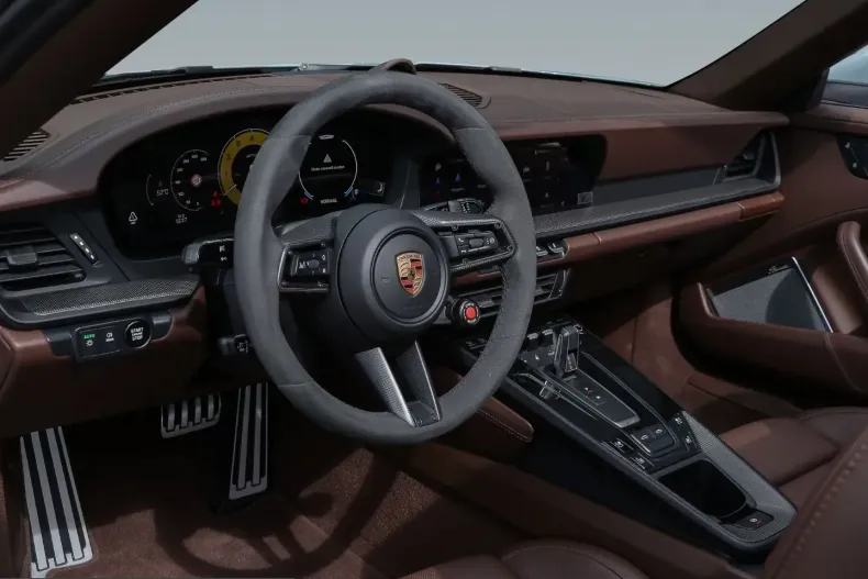 Porsche 992 din 2025 cu 8.300 km - oferta POR204055 - foto 3