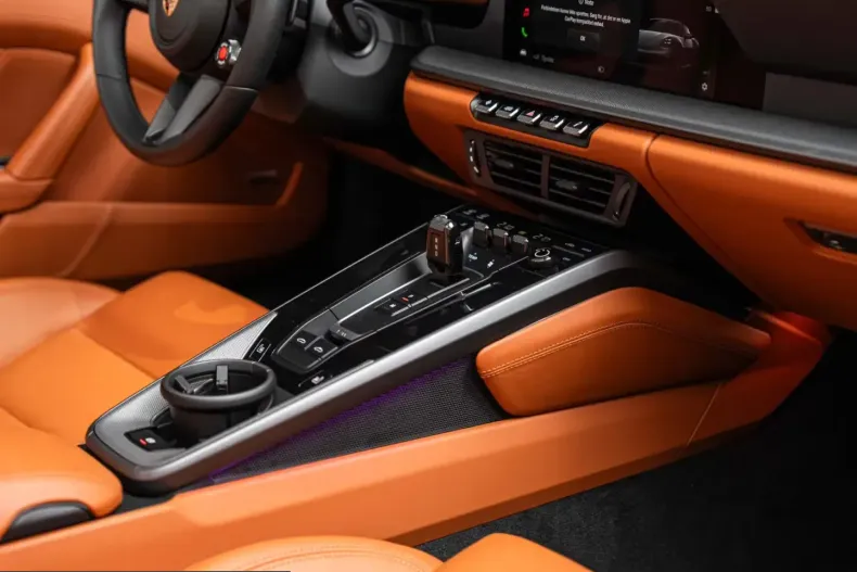 Porsche 911 din 2025 cu 6.250 km - oferta POR204056 - foto 4