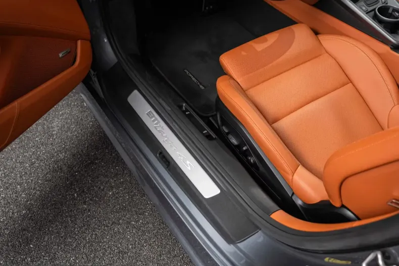 Porsche 911 din 2025 cu 6.250 km - oferta POR204056 - foto 6