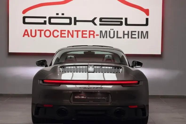 Porsche 992 din 2024 cu 9.102 km - oferta POR204062 - foto 7