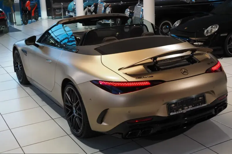 Mercedes-Benz SL 63 AMG (Clasa SL) din 2025 cu 50 km - oferta MER204064 - foto 10